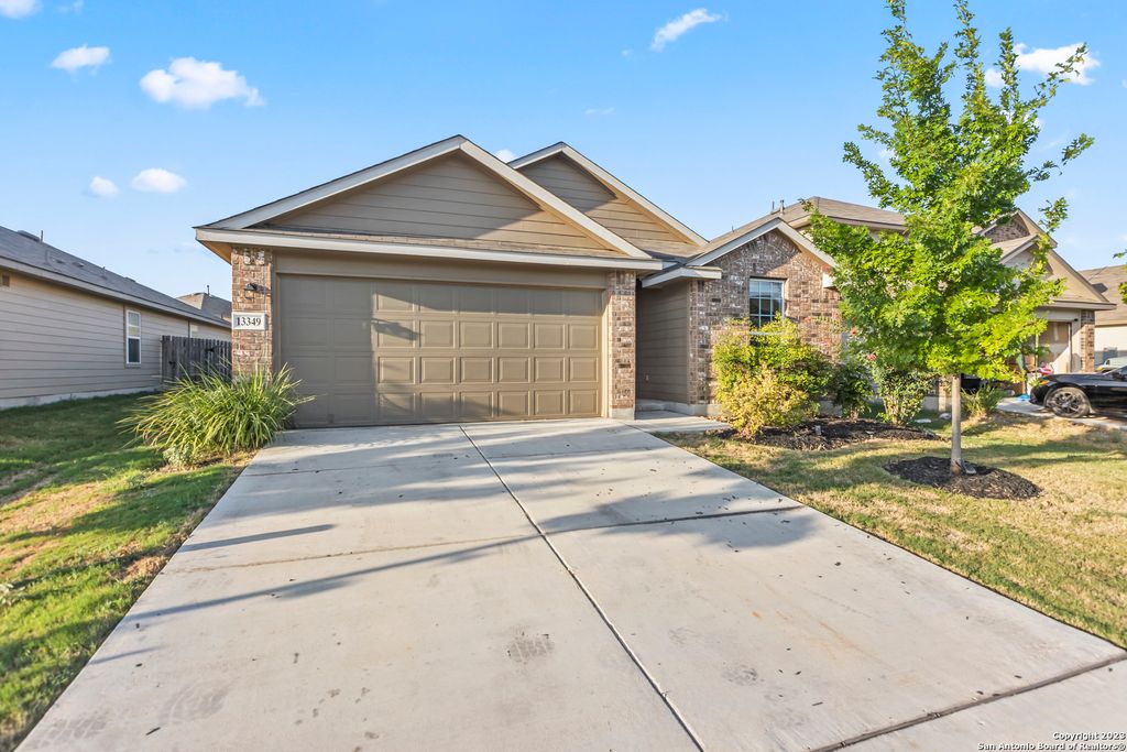 Photo of 13349 Bearded Flat, San Antonio, TX 78254 (MLS # 1925268)