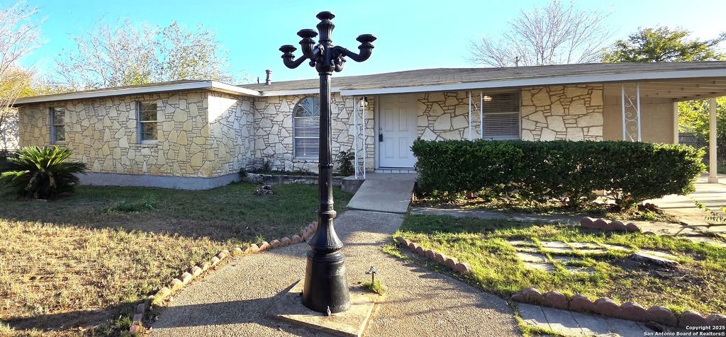 Photo of 349 Avenue D, Poteet, TX 78065 (MLS # 1929660)