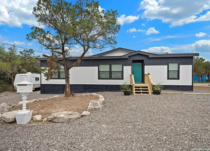 Photo 1 of 23 — 6739 WHARTONS DOCK RD, Bandera, TX 78003