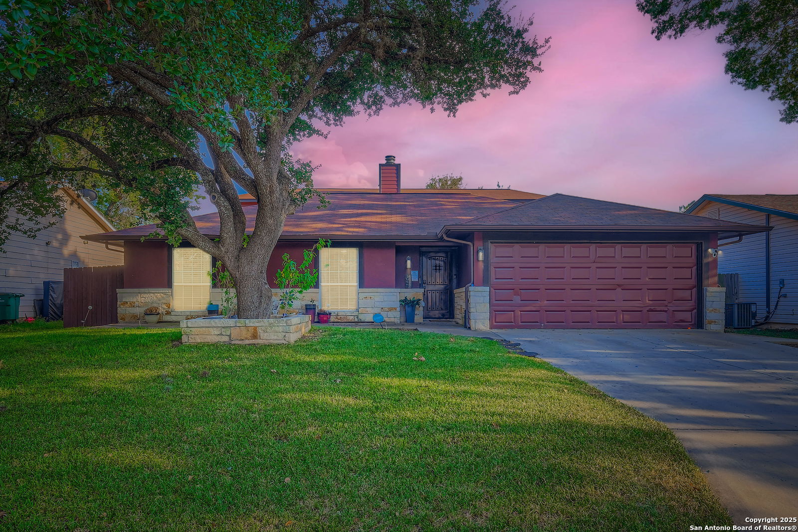 Search 9322 Valley Ridge