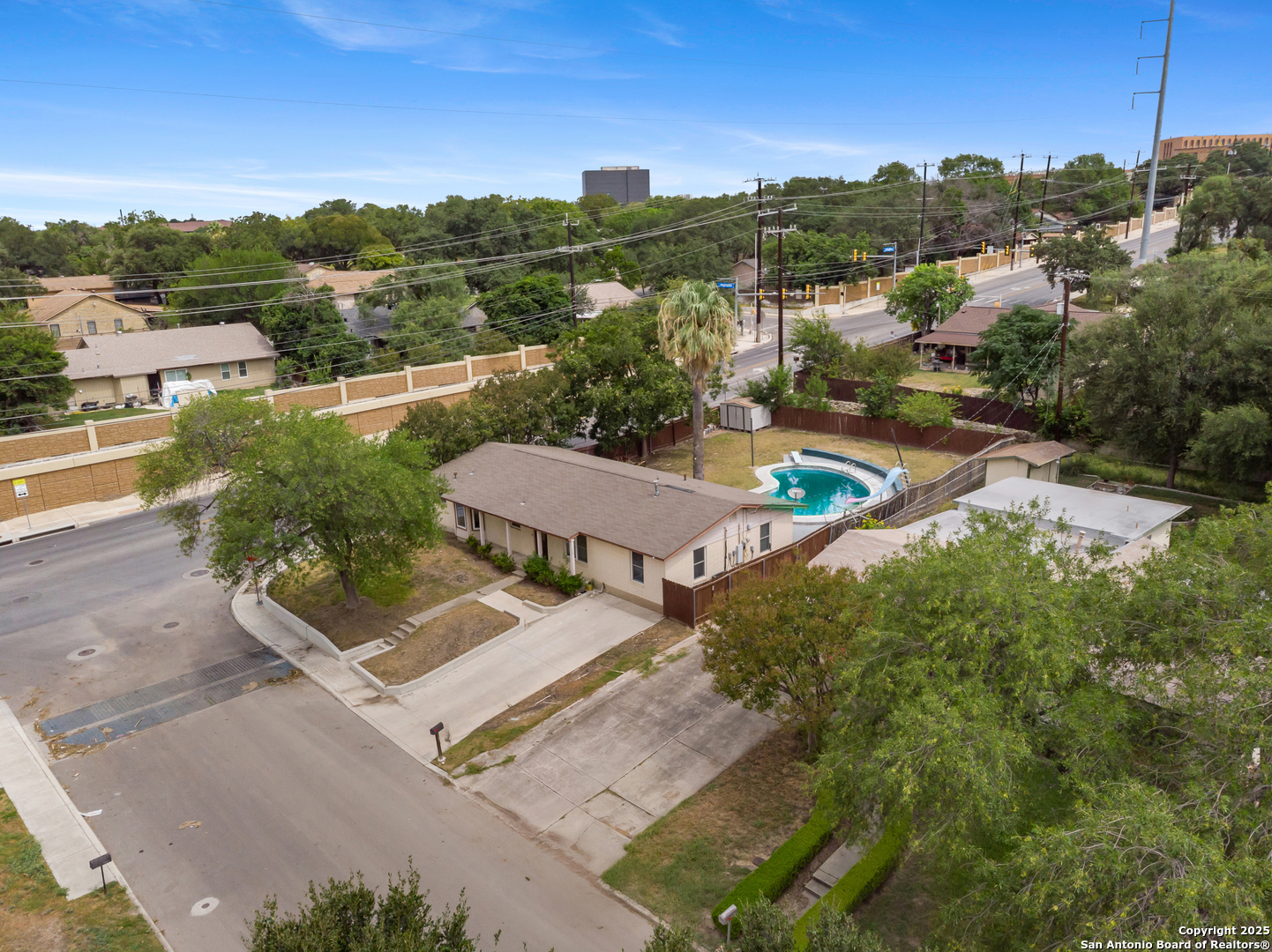 279 Chesswood
