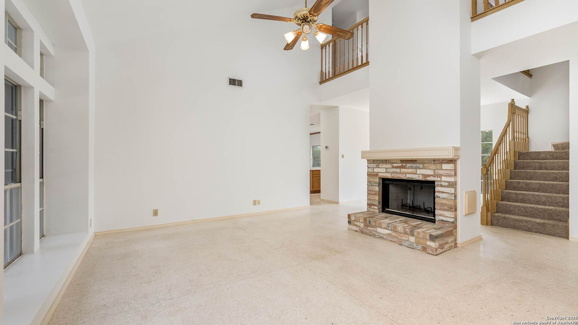 8632 Wood Forest