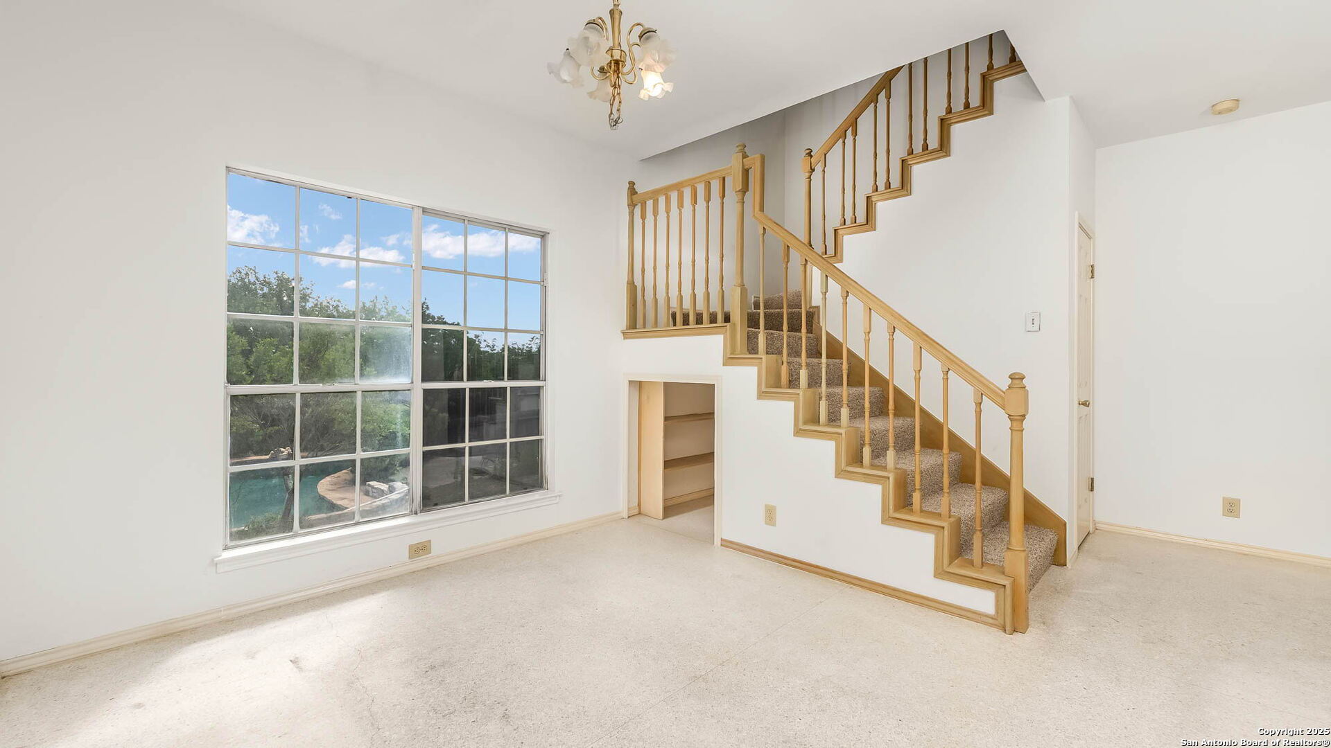 8632 Wood Forest