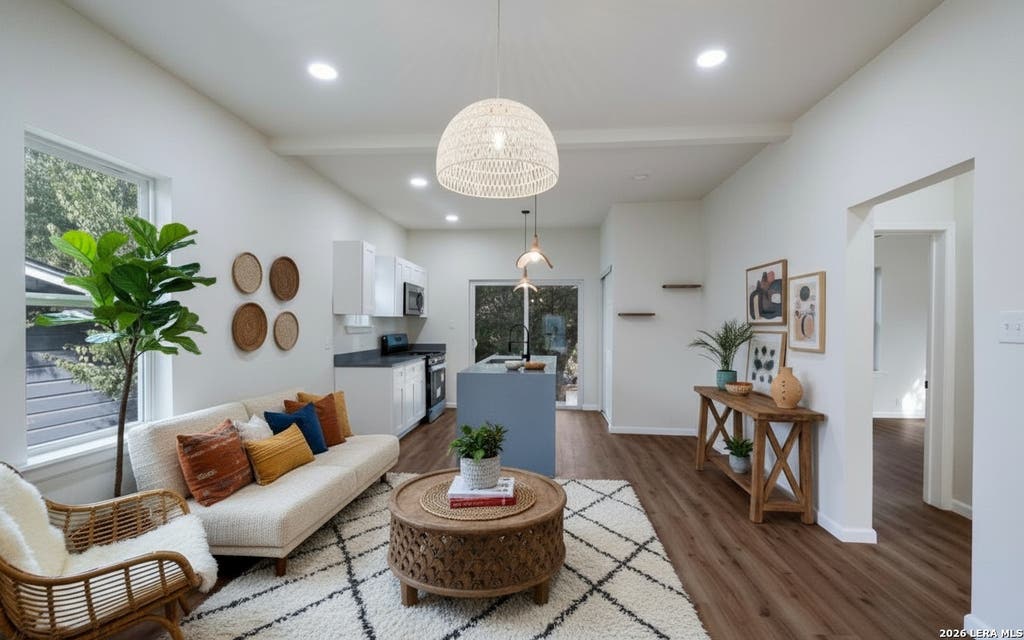 Photo of 735 Gulf, San Antonio, TX 78202 (MLS # 2011740)
