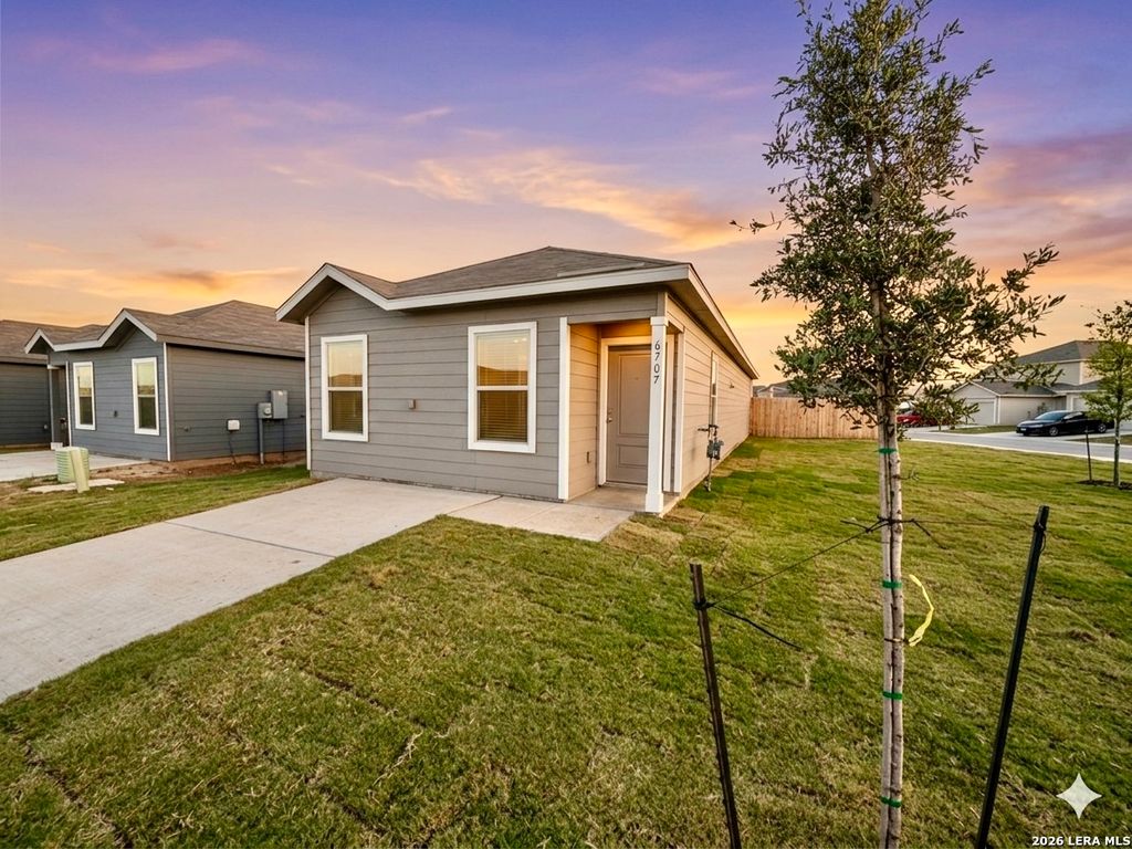 Photo of 6707 Chert Chase, Elmendorf, TX 78263 (MLS # 1955586)