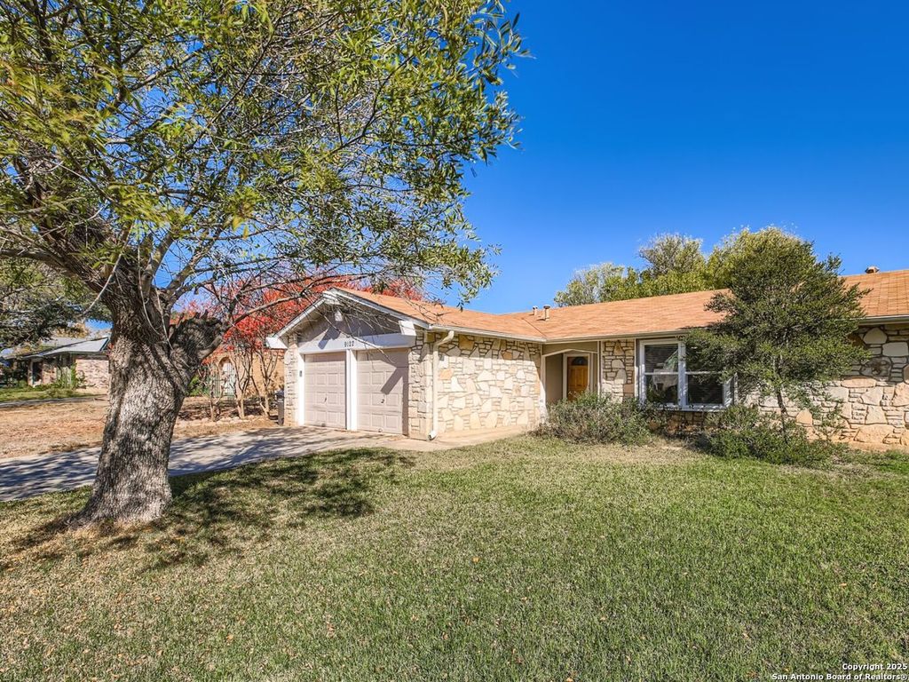 Photo of 9122 Pitcairn, San Antonio, TX 78254 (MLS # 1928135)