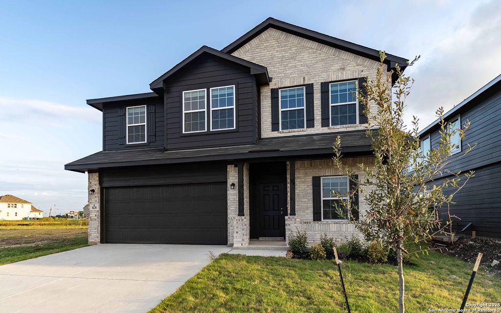 Photo of 428 Tim&#39;s Way, Seguin, TX 78155 (MLS # 1890160)