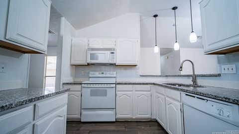 Tiny photo for 9410 WOODLAND HILLS, San Antonio, TX 78250 (MLS # 1862902)