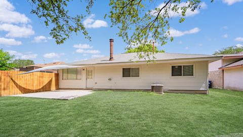 Tiny photo for 9410 WOODLAND HILLS, San Antonio, TX 78250 (MLS # 1862902)