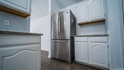 Tiny photo for 9410 WOODLAND HILLS, San Antonio, TX 78250 (MLS # 1862902)