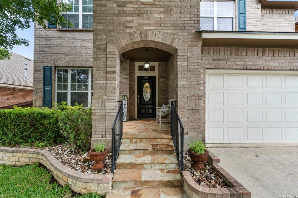 Photo of 25019 BUTTERMILK LN, San Antonio, TX 78255 (MLS # 1966710)
