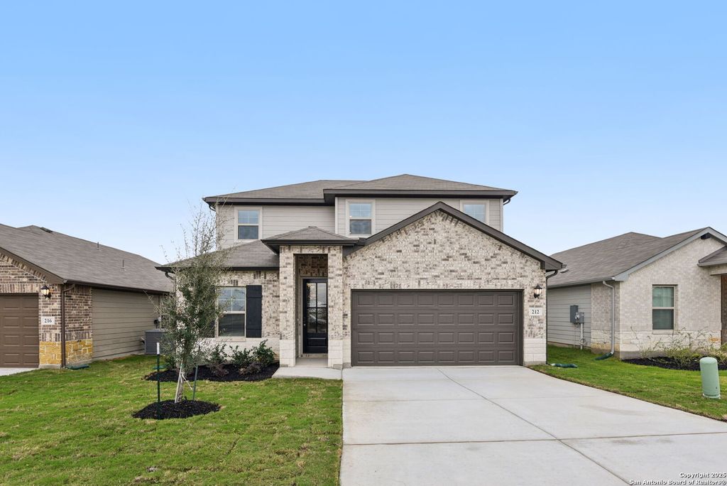 Photo of 212 Dakota Ridge, Cibolo, TX 78108 (MLS # 1898130)