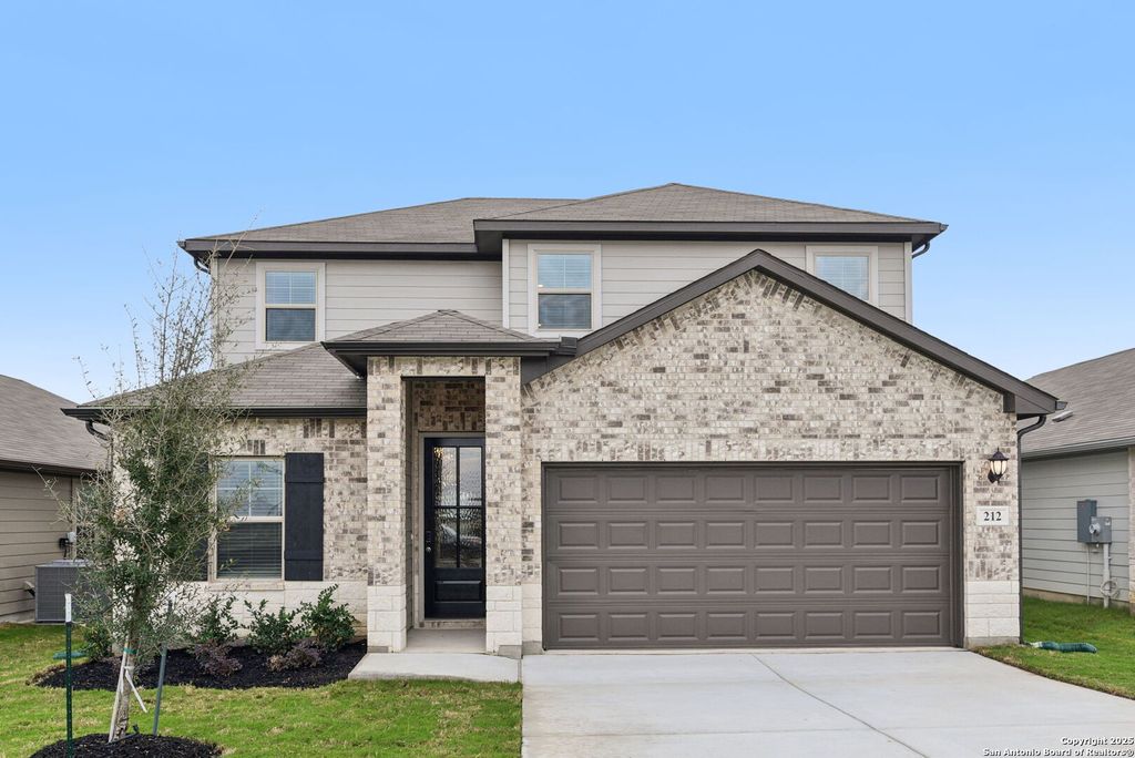 Photo of 212 Dakota Ridge, Cibolo, TX 78108 (MLS # 1898130)