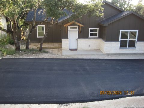 A home in Canyon Lake