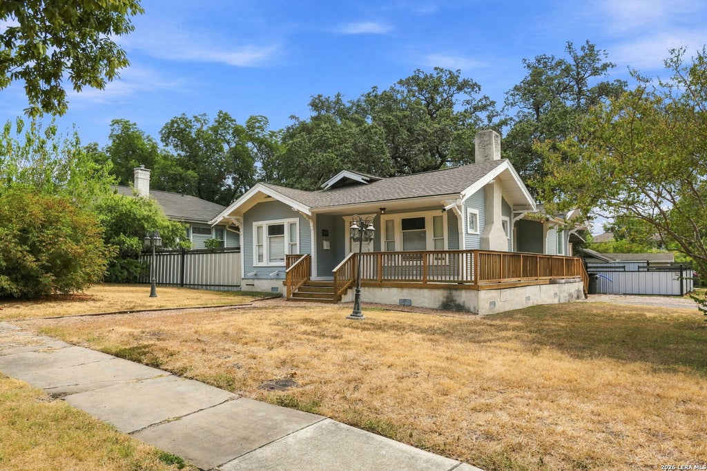 Photo of 1000 Kayton Ave, San Antonio, TX 78210 (MLS # 2012300)