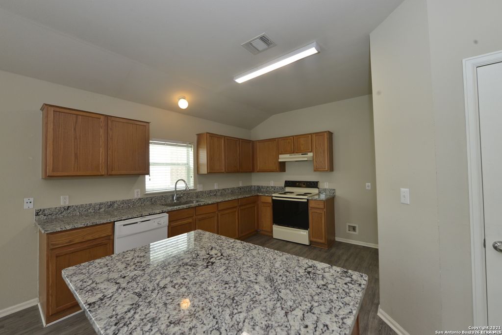 Photo of 914 Rustling, San Antonio, TX 78251 (MLS # 1948187)