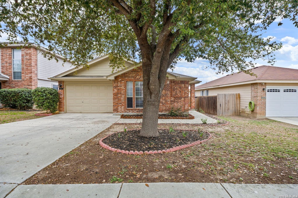 Photo of 659 RATTLER BLF, San Antonio, TX 78251 (MLS # 2008118)
