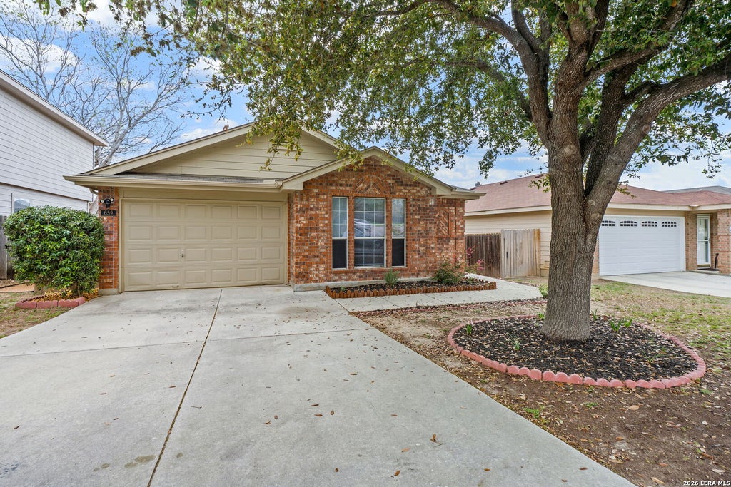 Photo of 659 RATTLER BLF, San Antonio, TX 78251 (MLS # 2008118)