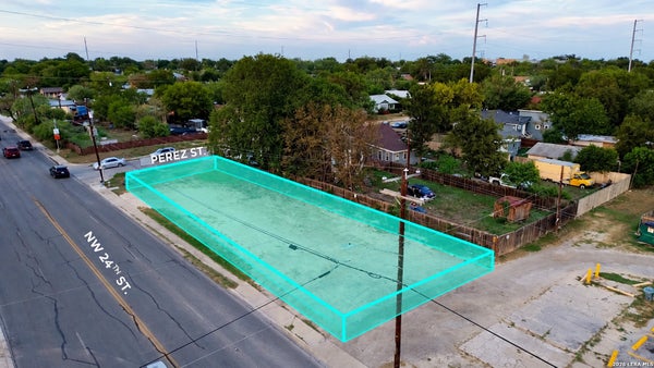 3232 PEREZ ST, SAN ANTONIO, TX 78207 - Image 80fb369038c2f659a071f67f32e2ca9d/3336026778