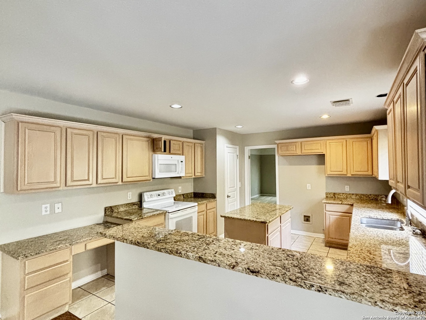 10462 Trailway Oak