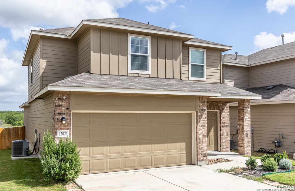 Photo of 13021 kalinoski, St Hedwig, TX 78152 (MLS # 1922812)