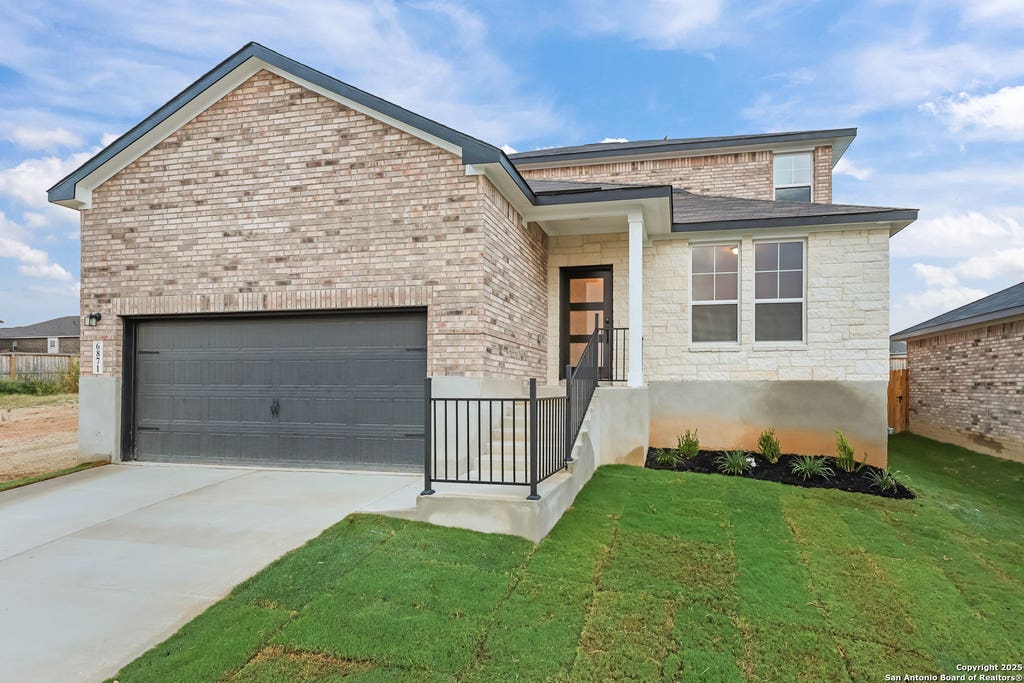 Photo of 6871 Comanche Cave, San Antonio, TX 78247 (MLS # 1862078)