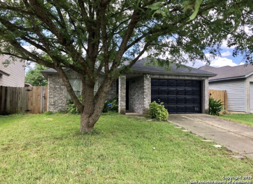 Photo of 9822 HIGHLAND CRK, San Antonio, TX 78245 (MLS # 1926241)