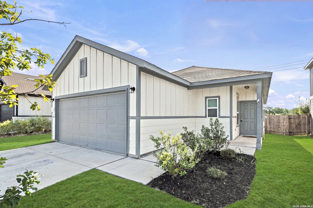 Photo of 11248 Long Rider, San Antonio, TX 78254 (MLS # 2013552)