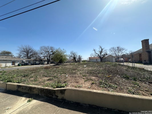 502 KING AVE, SAN ANTONIO, TX 78211 - Image 8159f9f25d25bc810d77c8baaefaba16/2328581229