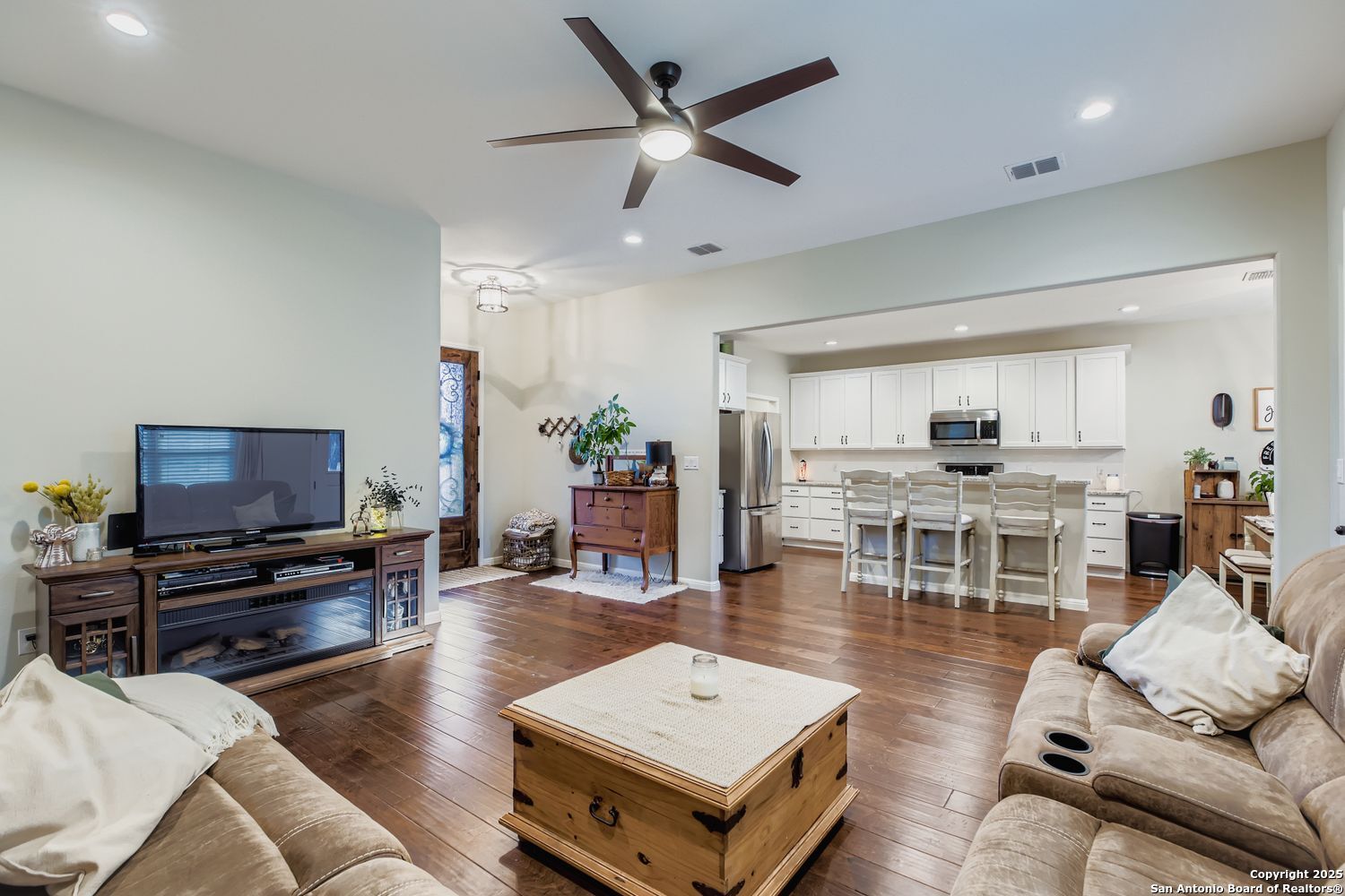 322 Riverview