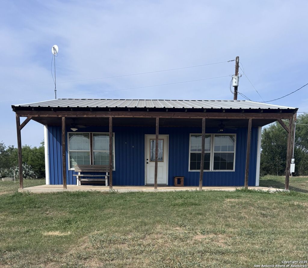 Photo of 5570 Blackhill, Floresville, TX 78114 (MLS # 1921997)