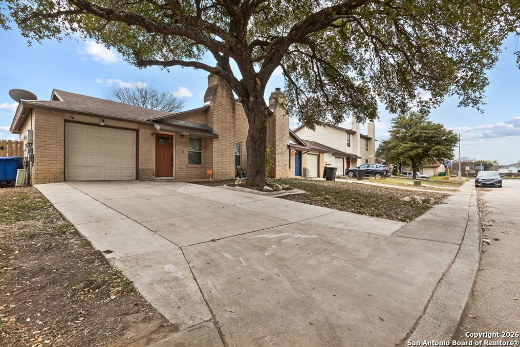 Photo of 6808 Betty Levy, San Antonio, TX 78227 (MLS # 1933496)