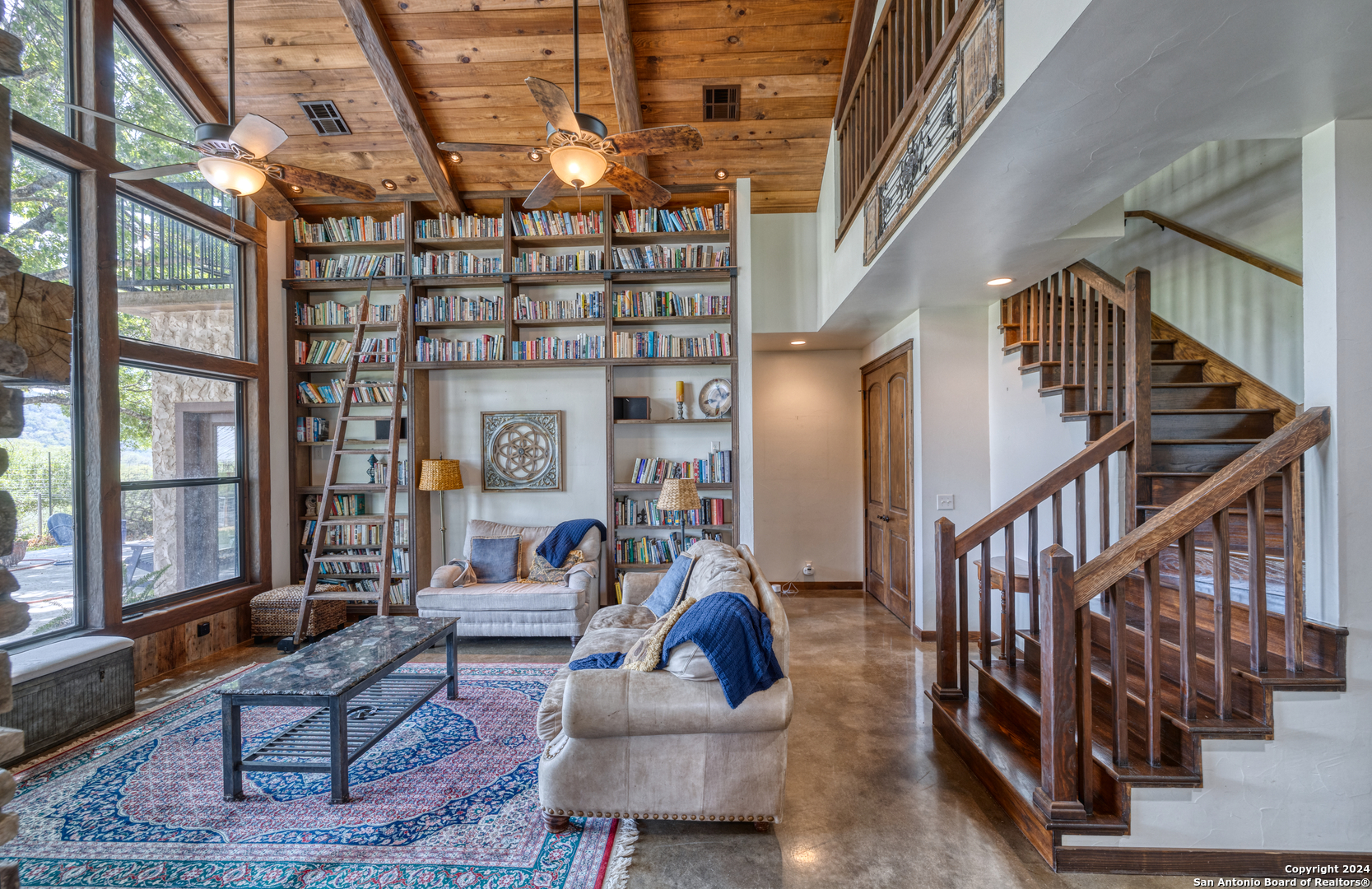 1242 RIVER RD