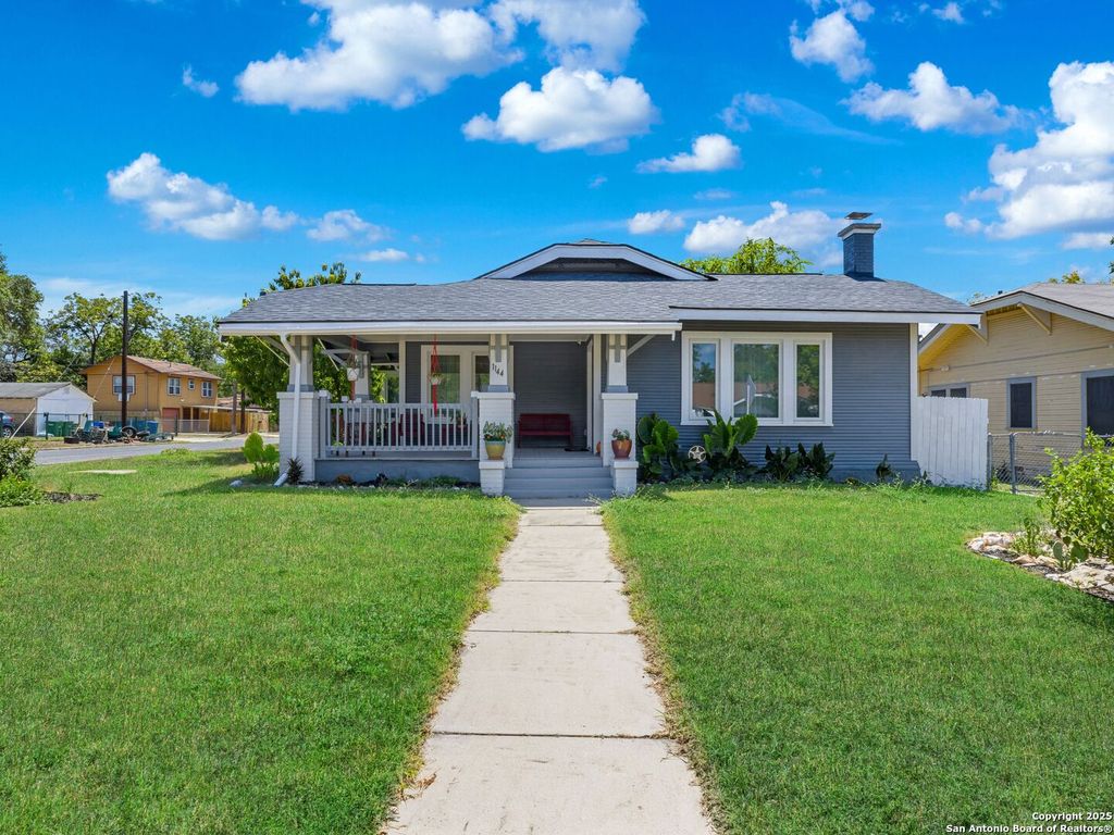 Photo of 1144 Rigsby, San Antonio, TX 78210 (MLS # 1896064)