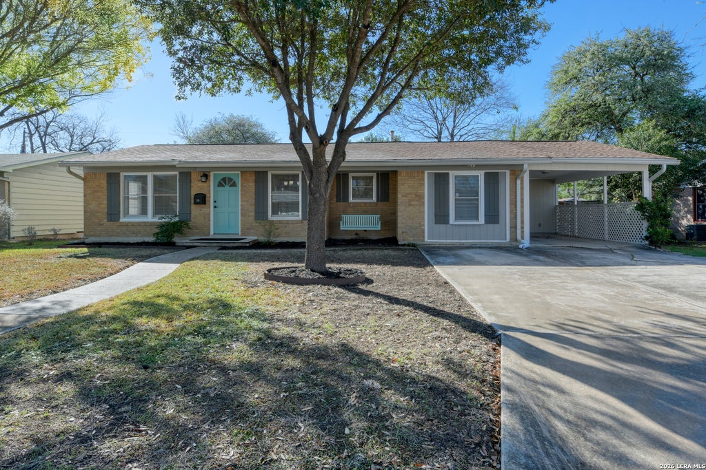 Photo of 118 Bethany Place, San Antonio, TX 78201 (MLS # 2015055)