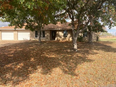 A home in Lytle