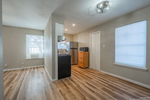 Tiny photo for 235 Odell, San Antonio, TX 78212 (MLS # 1930537)