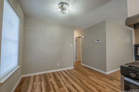 Tiny photo for 235 Odell, San Antonio, TX 78212 (MLS # 1930537)