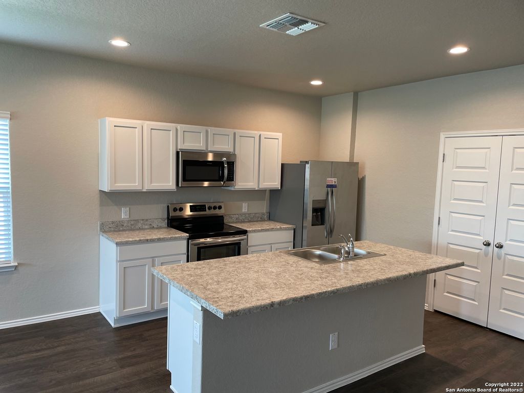 Photo of 12904 Candace Way, St Hedwig, TX 78152 (MLS # 1915522)
