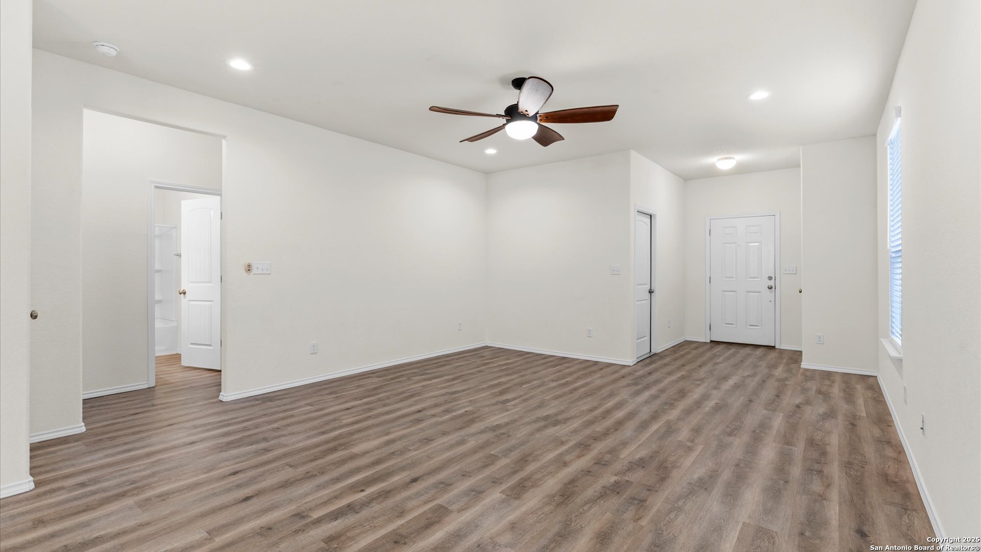 131 Laurel Grace