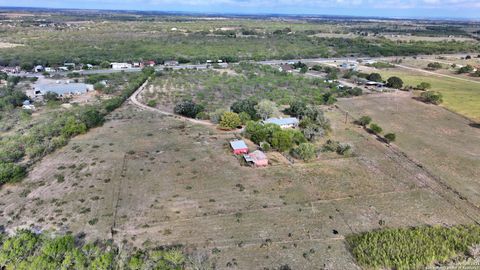 A home in Natalia