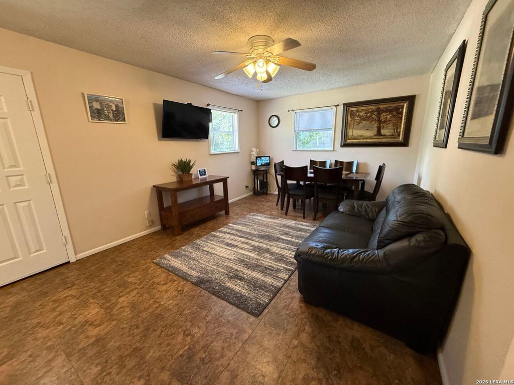 Photo of 412 E WALNUT ST, Seguin, TX 78155 (MLS # 1962181)