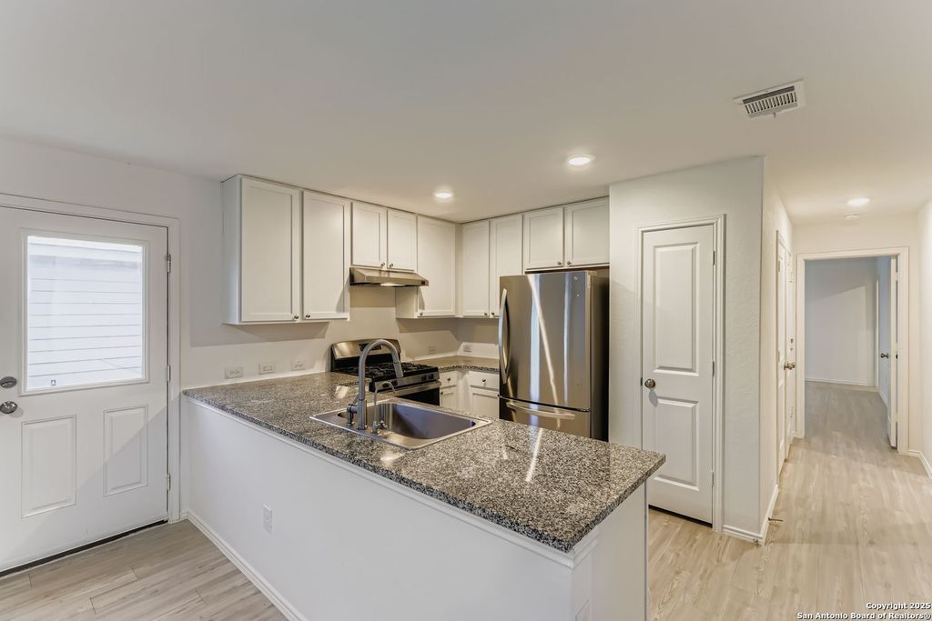 Photo of 5803 antonio, Seguin, TX 78155 (MLS # 1915668)