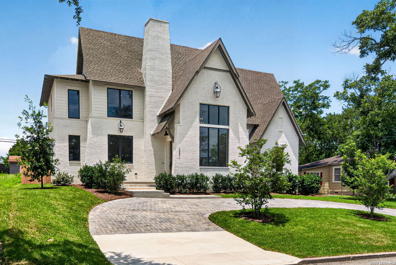 255 CLAYWELL DR