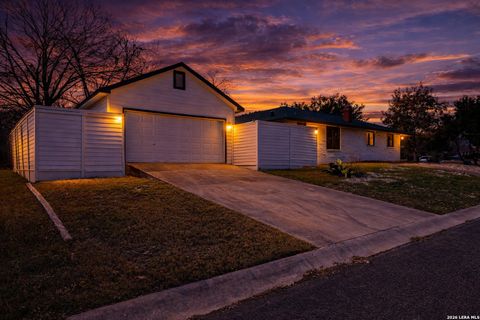 Photo of 100 Howard Dr, Schertz, TX 78154 (MLS # 1937257)