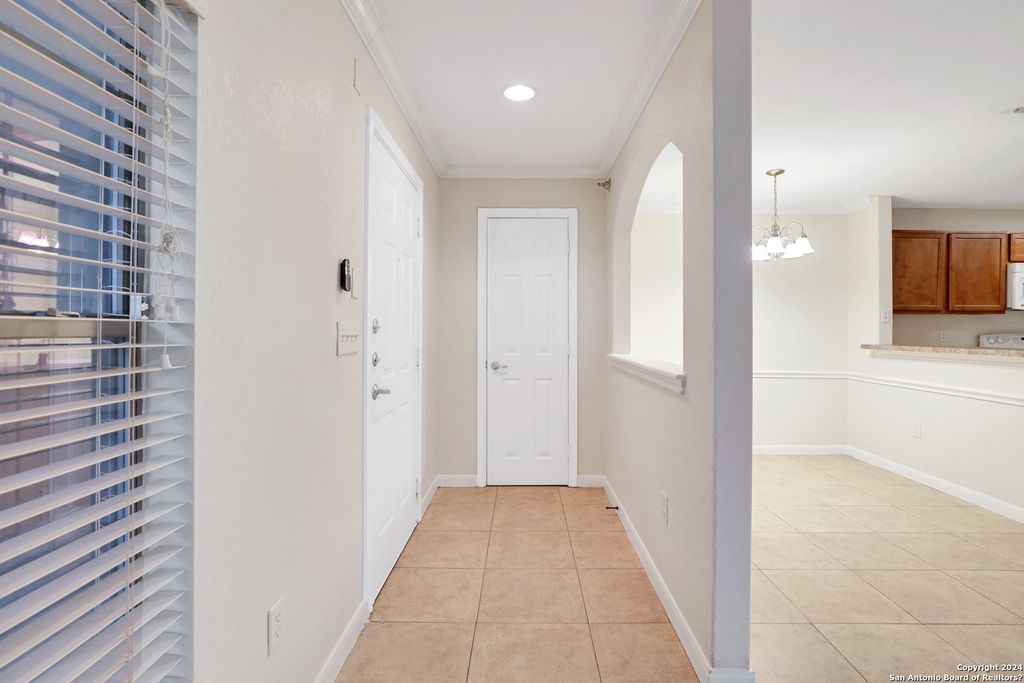 Photo of 7323 SNOWDEN RD 3306 #3306, San Antonio, TX 78240 (MLS # 1954467)