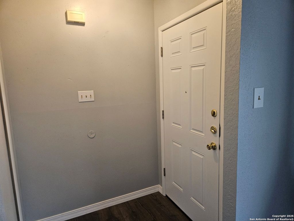 Photo of 6825 GRASS VALLEY DR, Leon Valley, TX 78238 (MLS # 1868482)