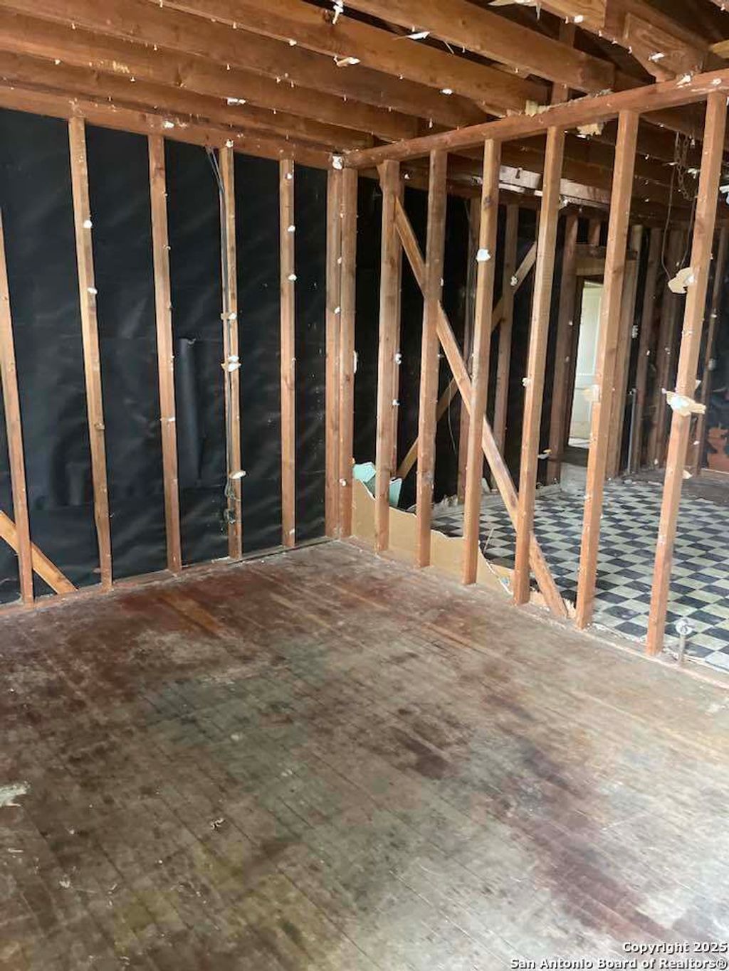 Photo of 1002 Onslow St, San Antonio, TX 78202 (MLS # 1898714)