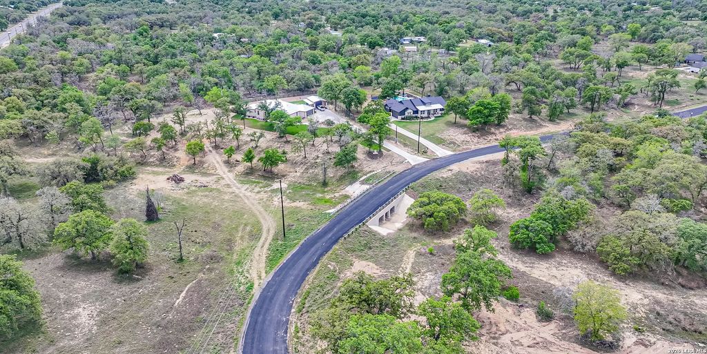 Photo of 113 Timber Heights, La Vernia, TX 78121 (MLS # 1894625)