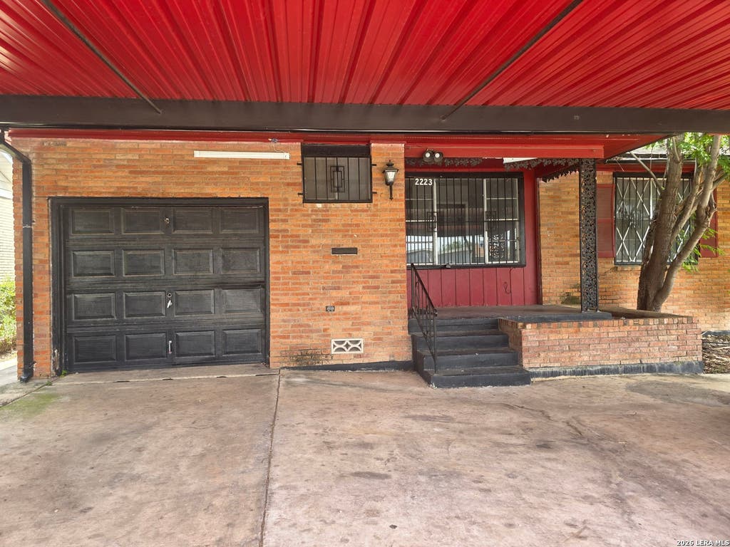 Photo of 2223 Hays, San Antonio, TX 78202 (MLS # 2004857)